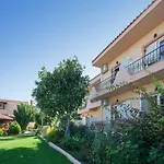 Olga Hotel apartamentowy Megali Ammos (Skiathos)