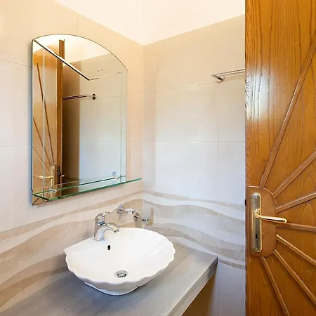 Olga 4* Megali Ammos (Skiathos)