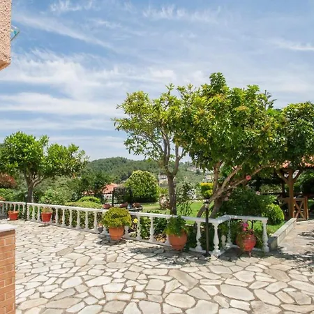 מלון דירות Olga מגלי אמוס