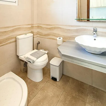 Olga 3* شاطئ ميغالي أموس