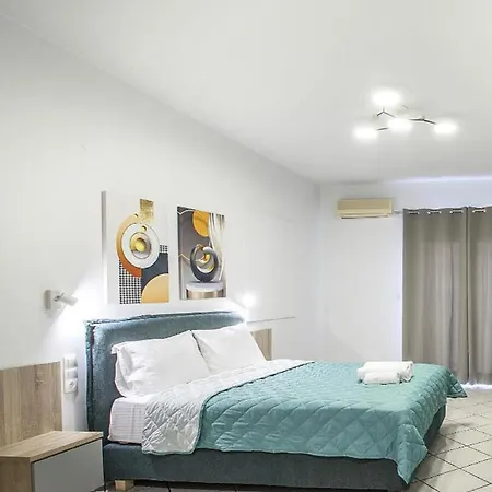 Olga شقة فندقية شاطئ ميغالي أموس